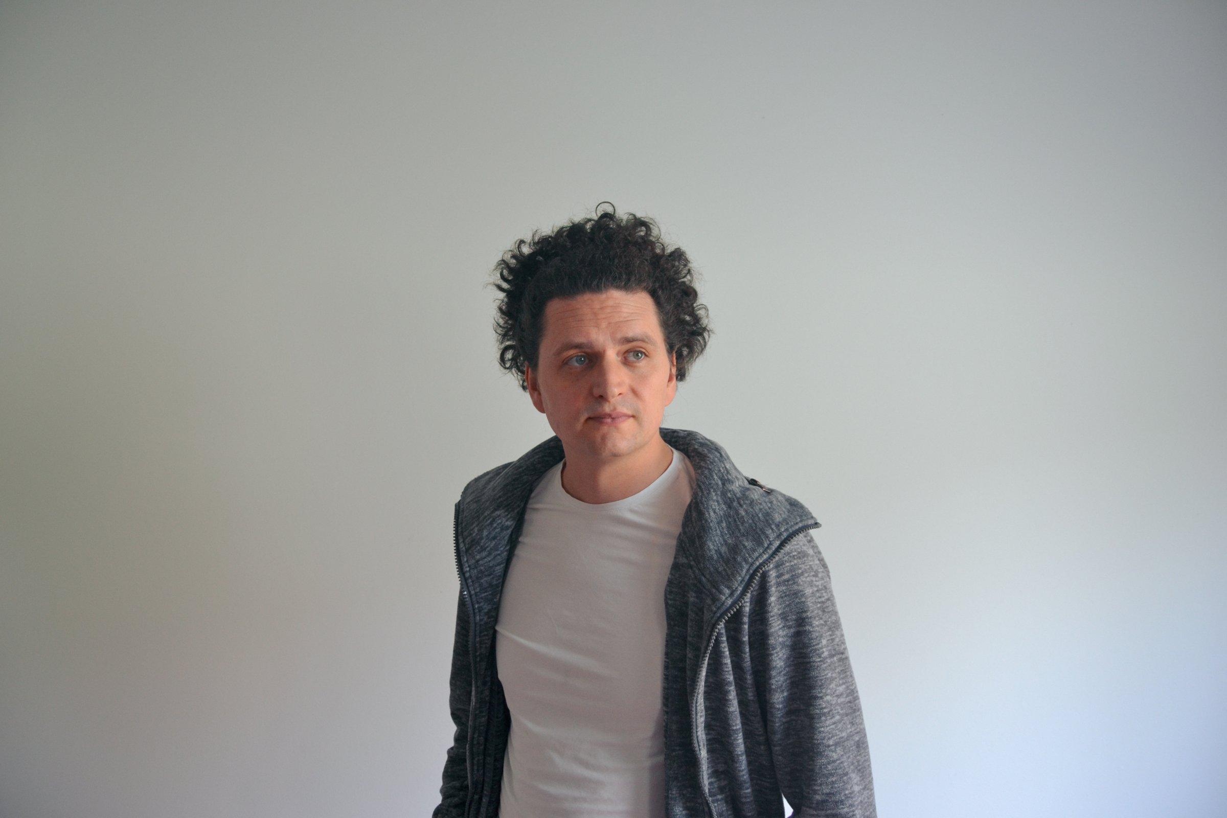 Vian Izak